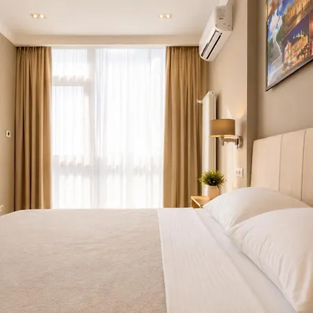 Gagarin Plaza 3br * Odesa