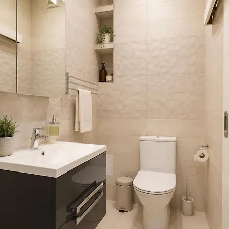 Gagarin Plaza 3br Apartment